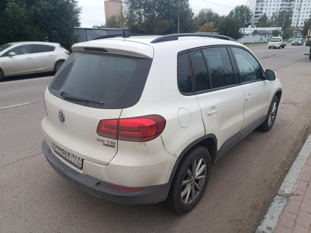 Volkswagen TIGUAN 2.0 TSI AT Sport