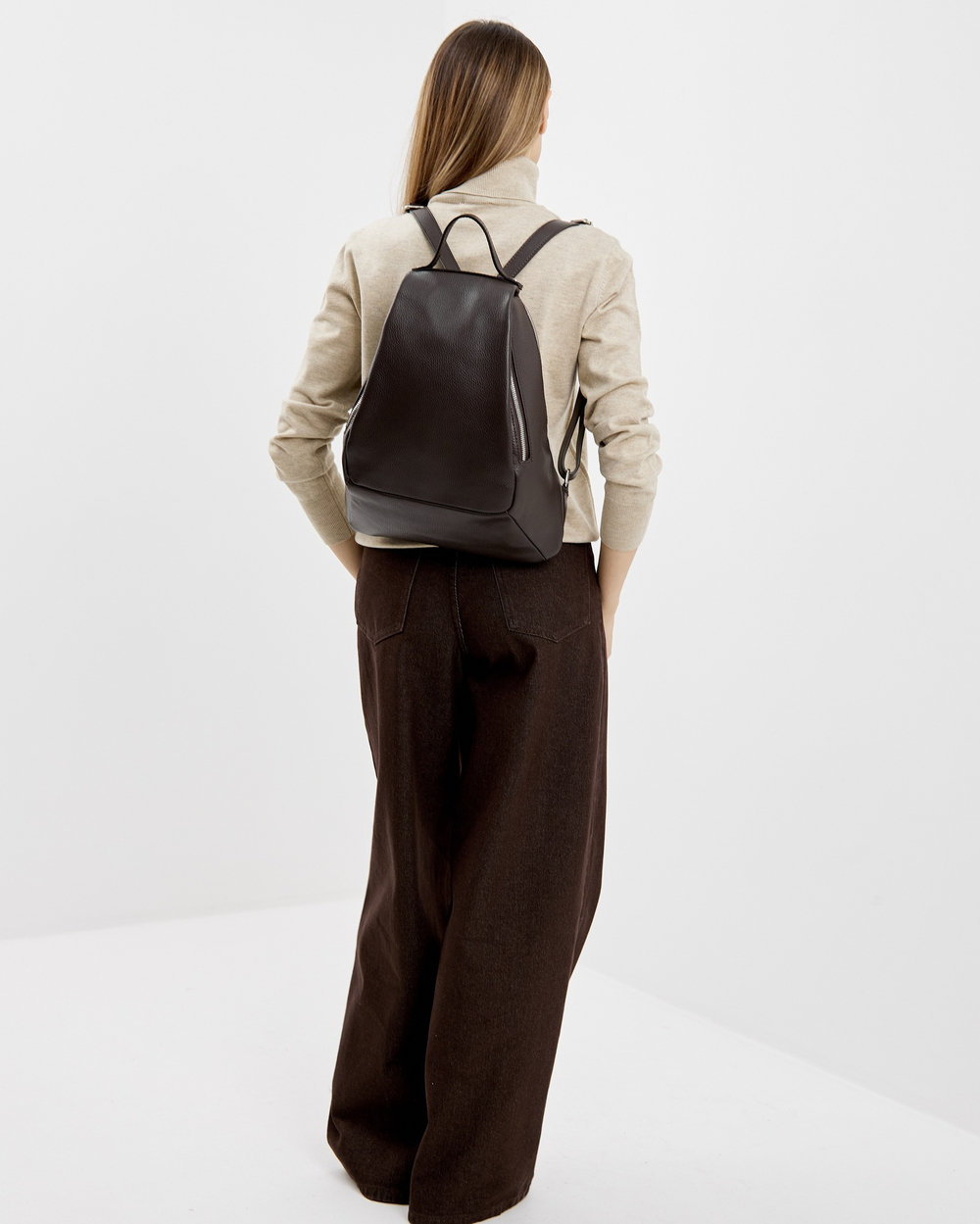 Рюкзак 570 03 шоколадный