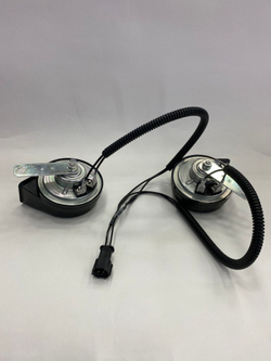 Звуковые сигналы для LADA Vesta/Granta/Niva FIAMM AM80SX 932039/932040Z 405-495Hz (к-т 2шт. с переходником)