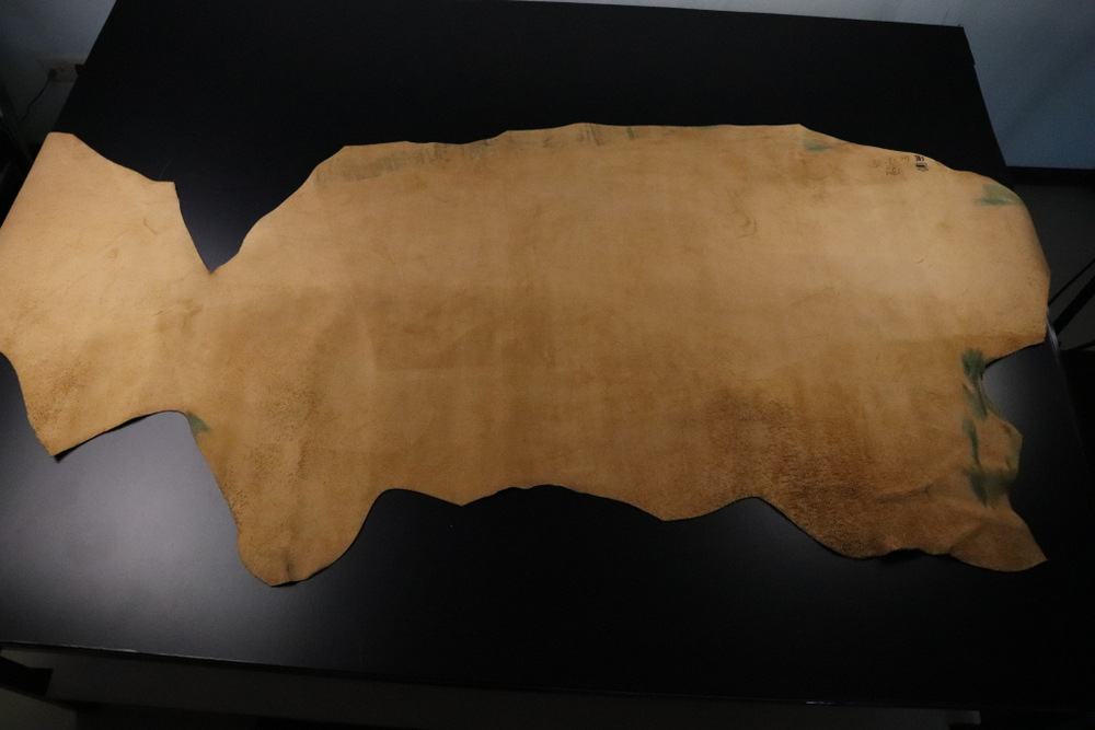 Уценка: 13-1,5 Кожа лицевая болотная с отделкой ANTICA 134дм²