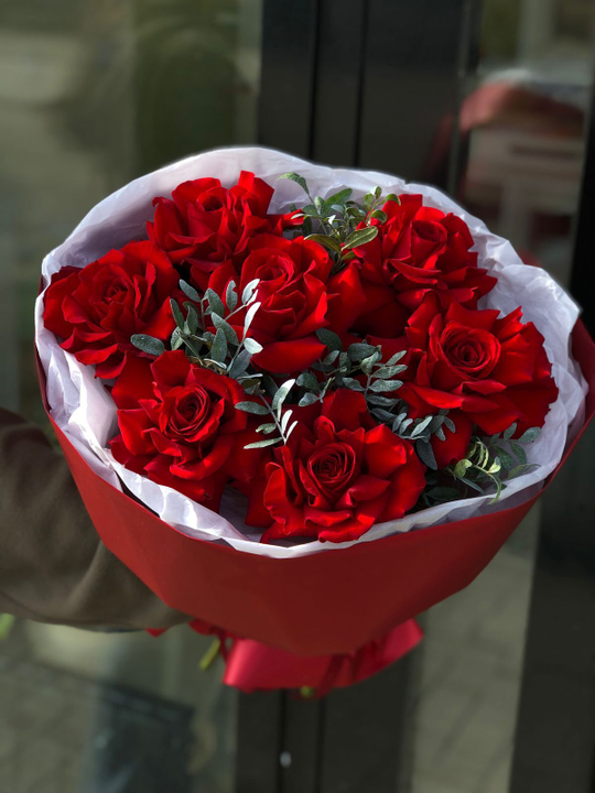 Букет из роз "7 ажурных роз"