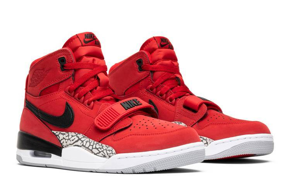 Кроссовки Jordan Legacy 312 Toro