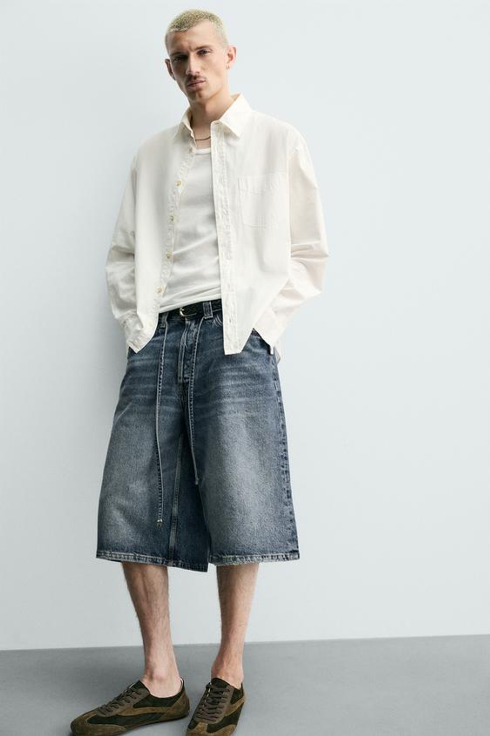 ZARA ДЖИНСОВЫЕ ШОРТЫ BAGGY FIT, СИНИЙ