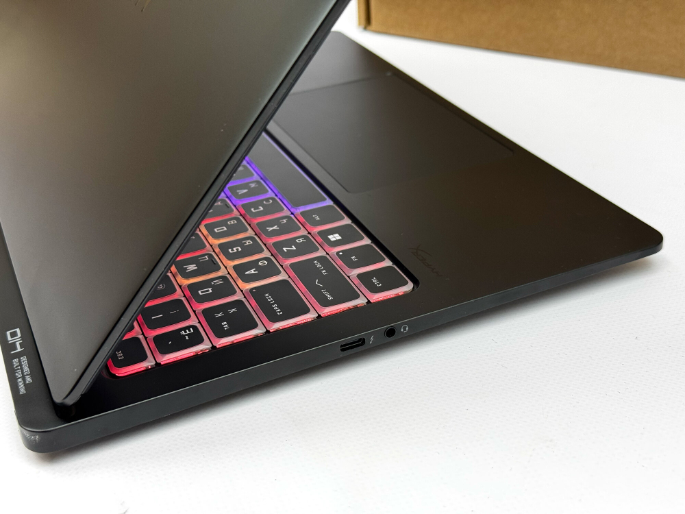 Ноутбук HP Omen Ultra 9 185H / RTX 4070 8GB / 32GB / 1TB / 14" 2.8K OLED 120Hz / Win11 / Русско-Английская клавиатура