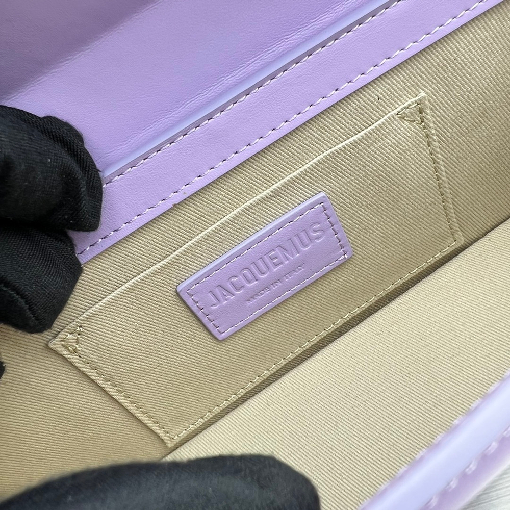 Jacquemus Le Chiquito Long 22 cm