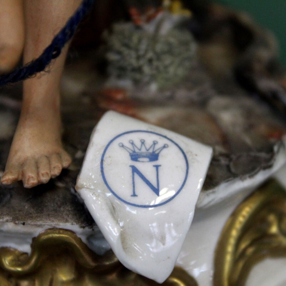 Фарфоровая мануфактура Capodimonte "Девочка со скакалкой"