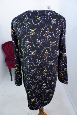 Платье для романтичной натуры, визуально на 48 размер