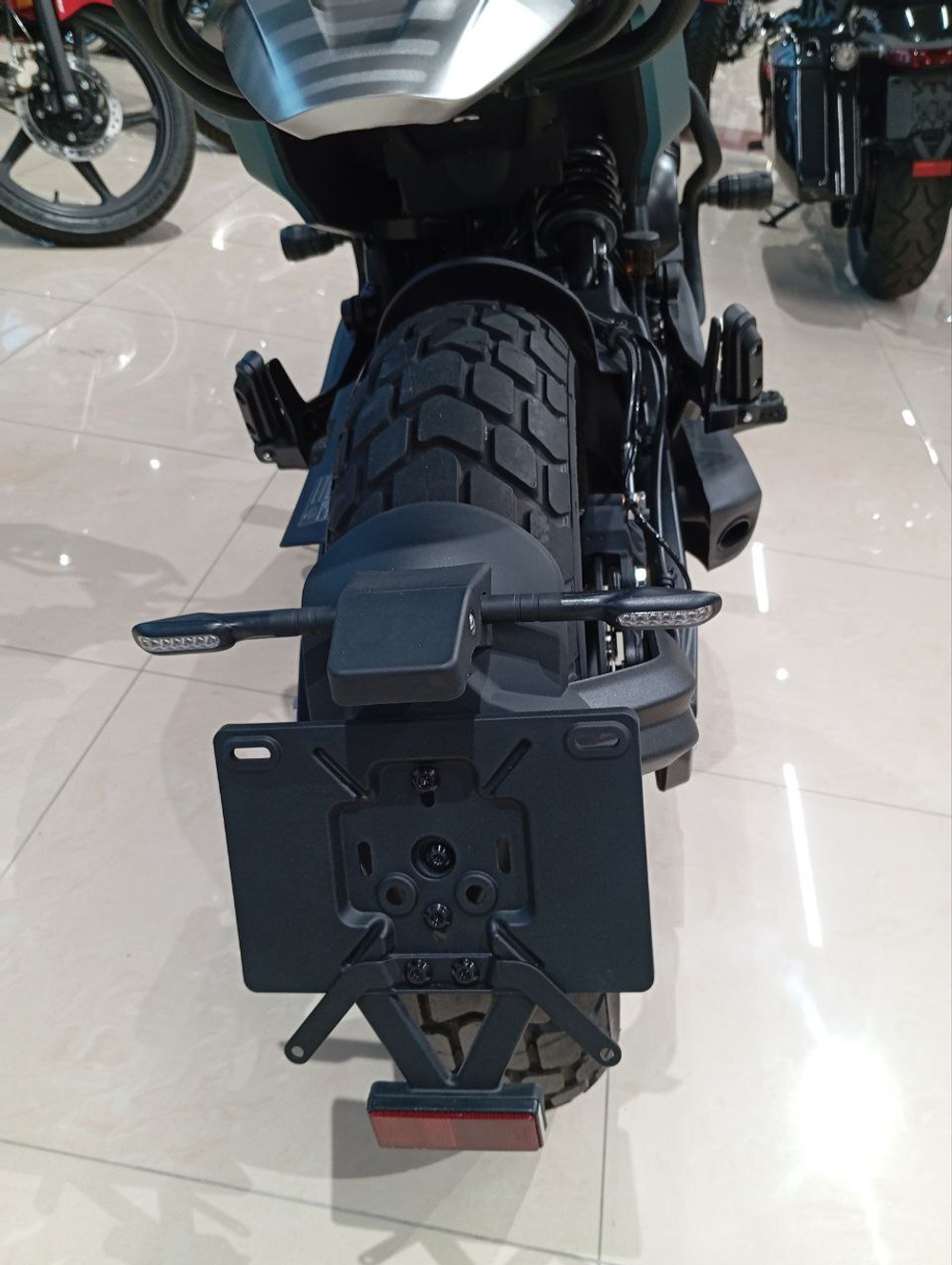 Мотоцикл Moto Morini SEIEMMEZZO Scrambler 650