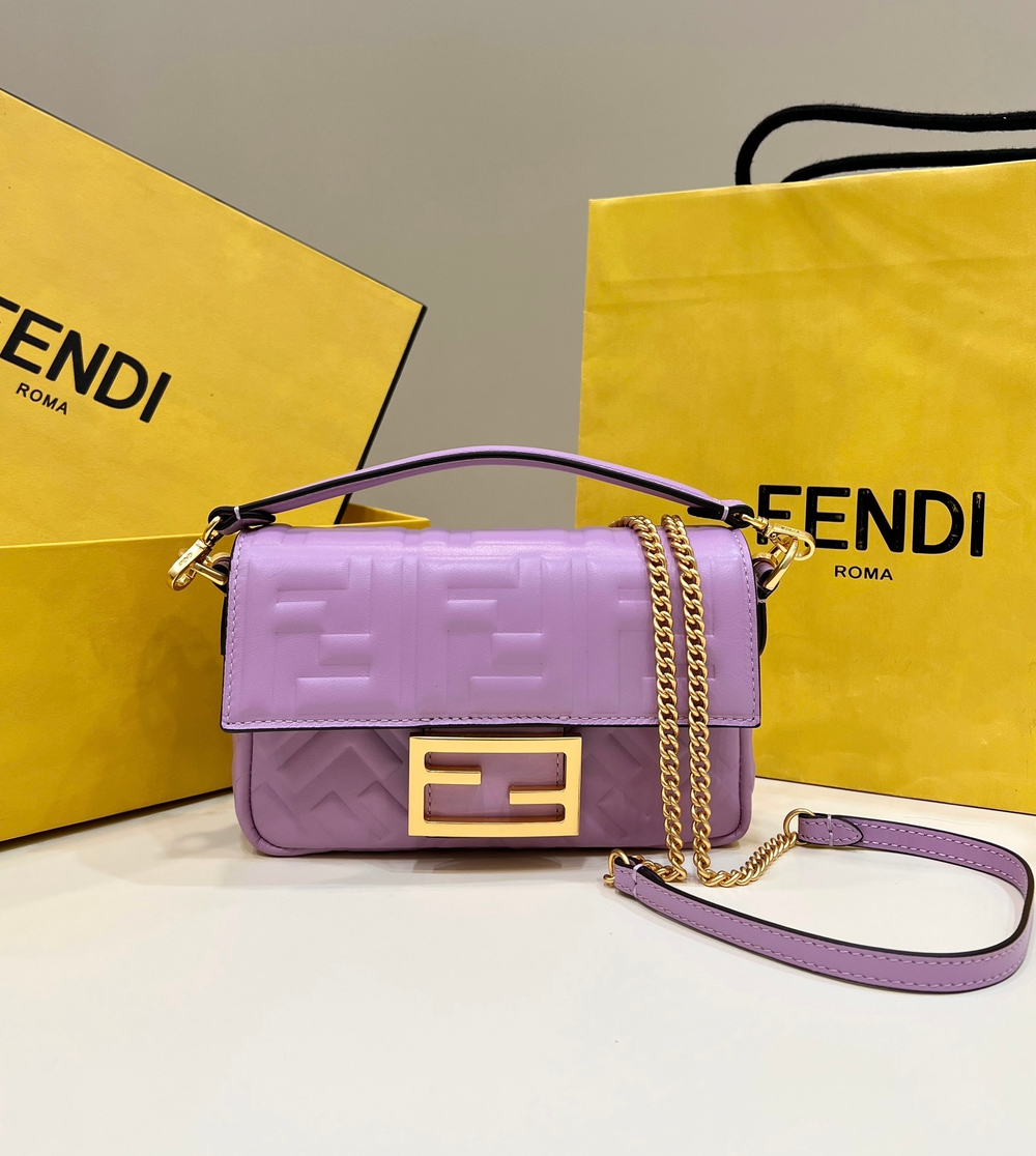 Fendi Baguette 19 cm