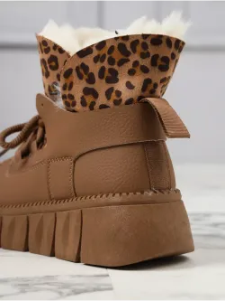 Зимние ботинки на платформе