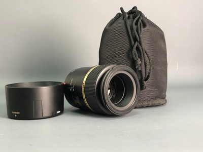 Tamron 90 2.8 Sony A