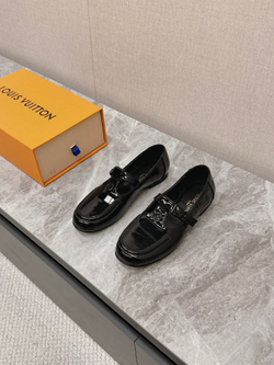 Louis Vuitton Soho Flat Mary Jane (2 colors)
