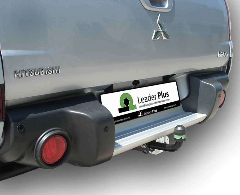 Фаркоп(прицепное) Лидер-Плюс для MITSUBISHI L200 2006-2015 ( включая Long), FIAT FULLBACK 2016- (паспорт и сертификат в комплекте)(без электрики)M116-A