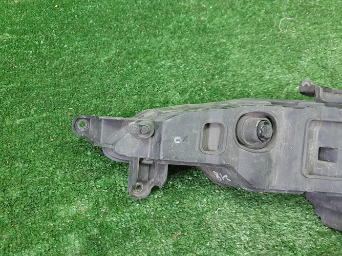 ДХО правый Genesis G80 (2016-2020)