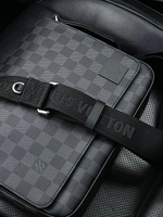 Клатч Louis Vuitton