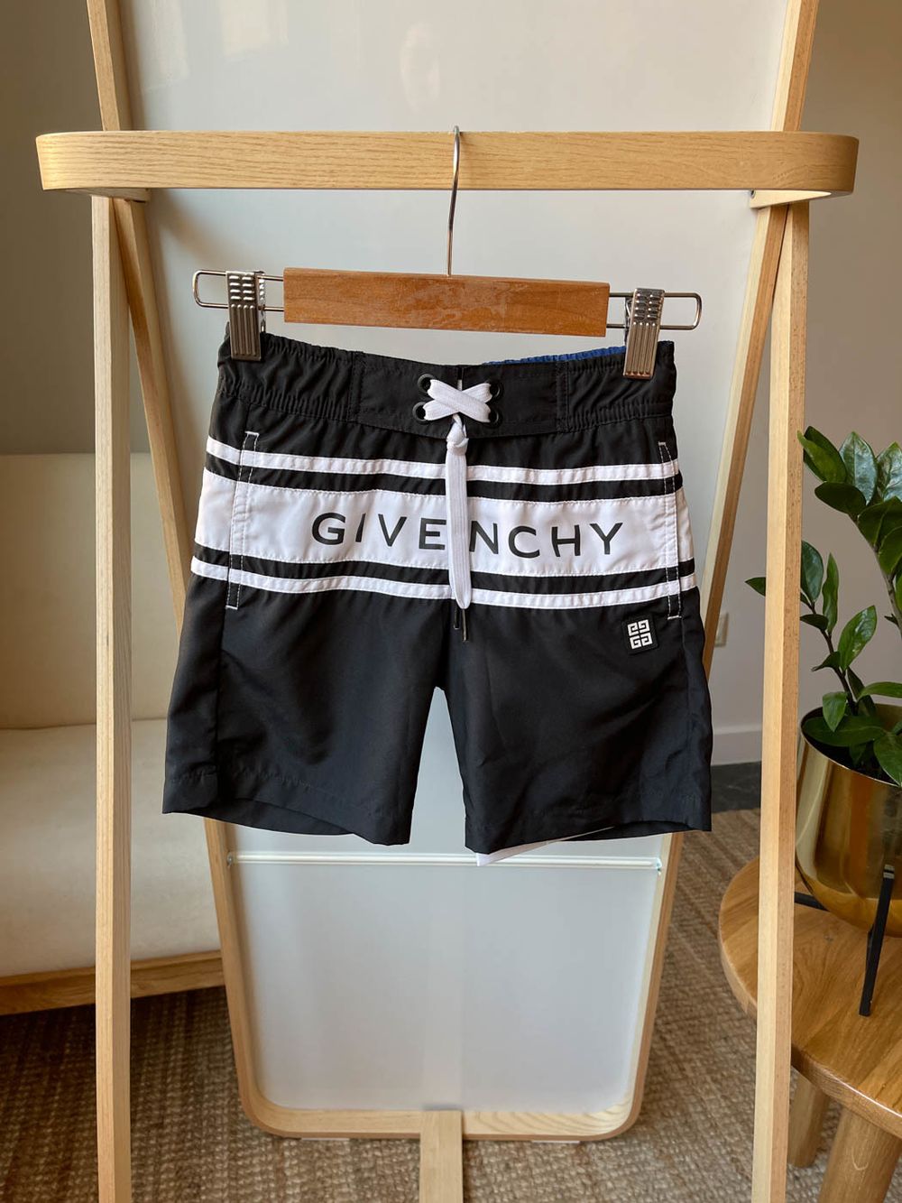 Новые плавки Givenchy, 116