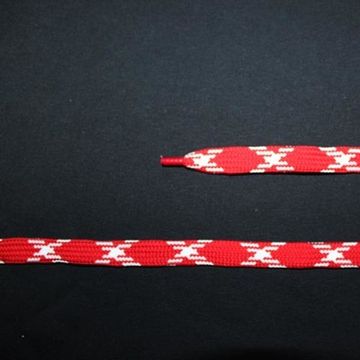 Шнурок 15 мм (красный узор)