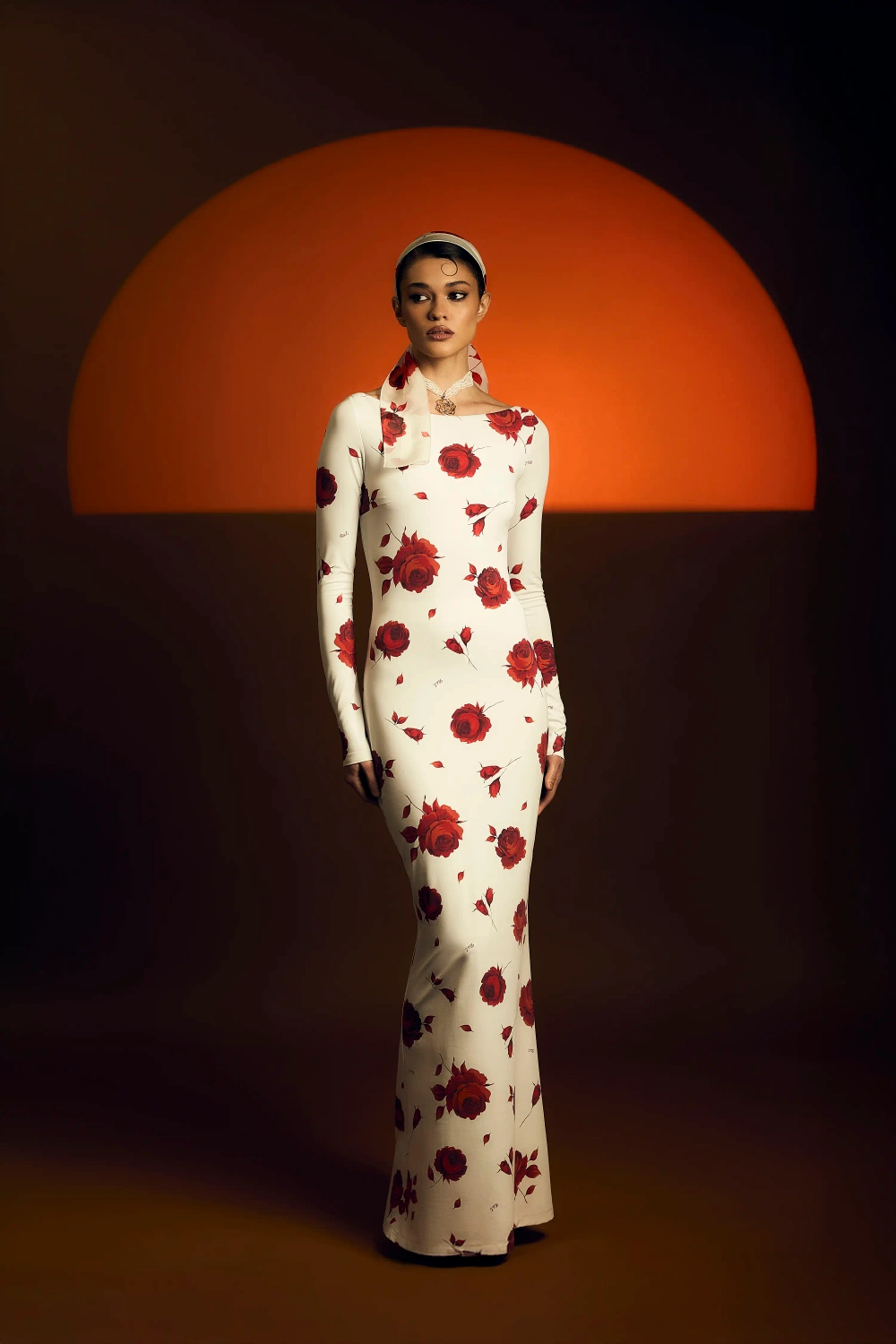 Нэтти макси (Netty maxi), платье миди из молочного бифлекса с цветочным принтом