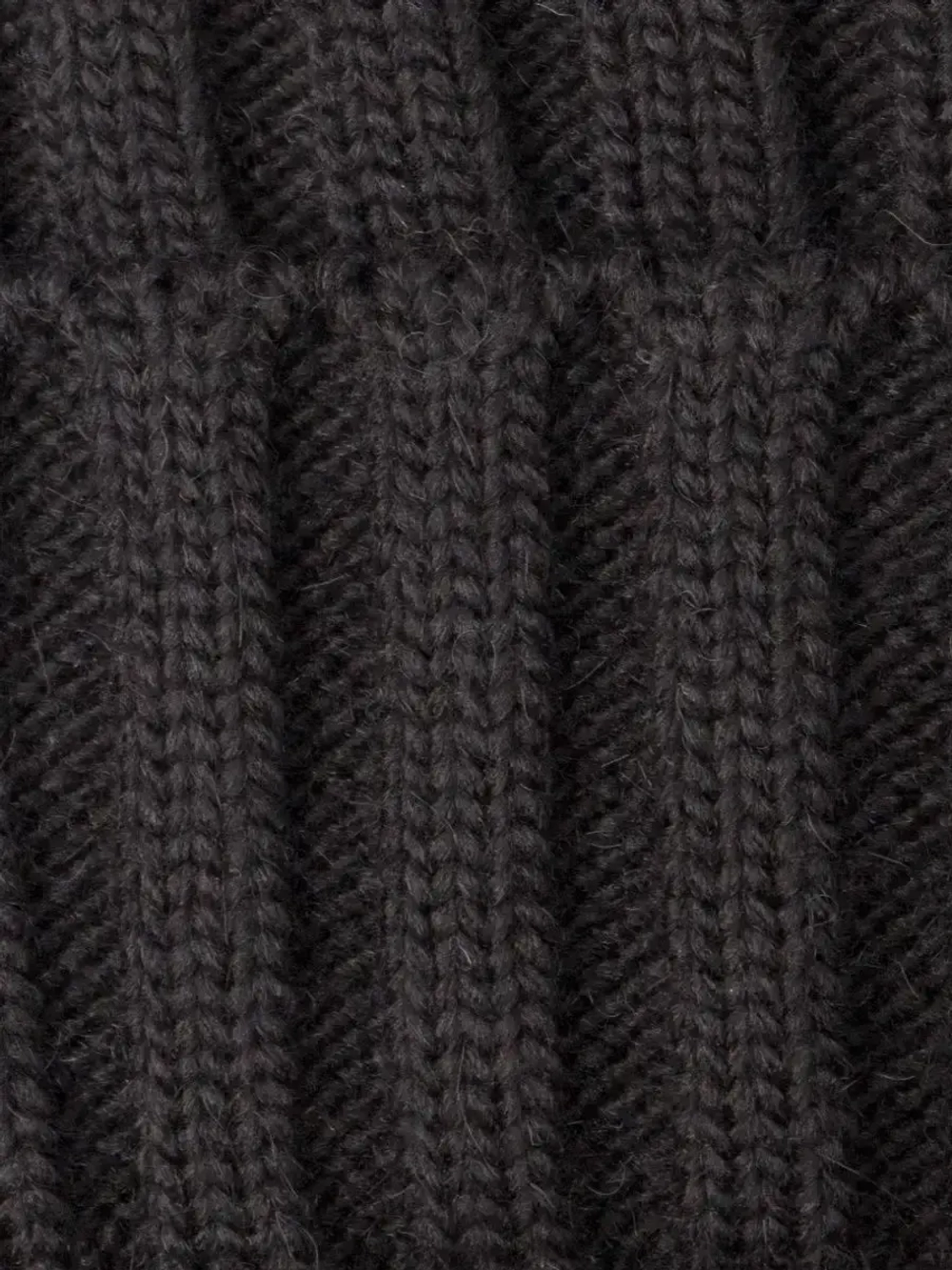 Шапка зимняя для девочки с помпоном и снуд