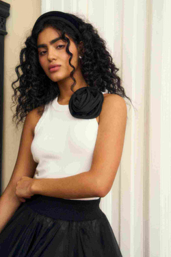 Топ-майка с розой