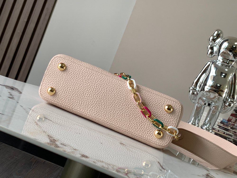 Louis Vuitton Capucines BB