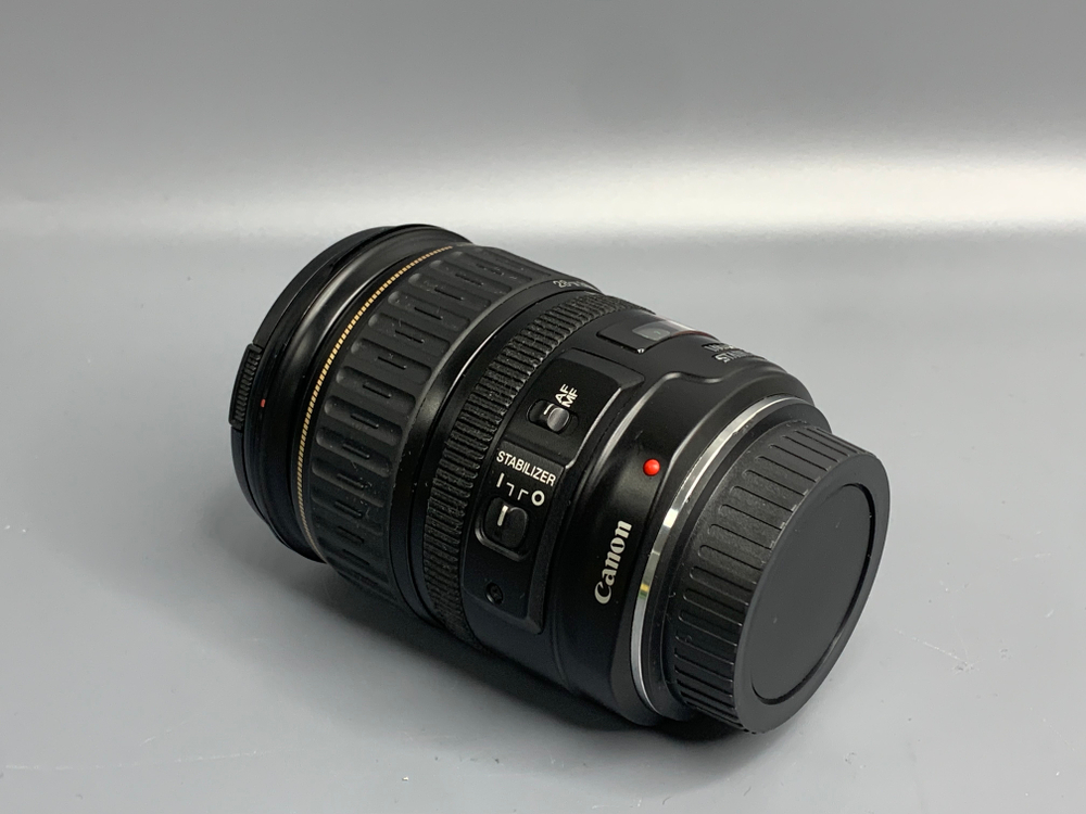 Canon EF 28-135mm 3.5-5.6 IS USM
