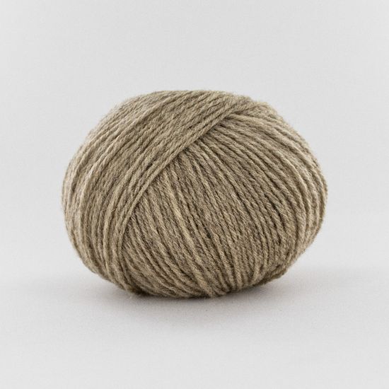 Пряжа FONTY Nimbus (100% французский меринос d'Arles и португальский меринос)