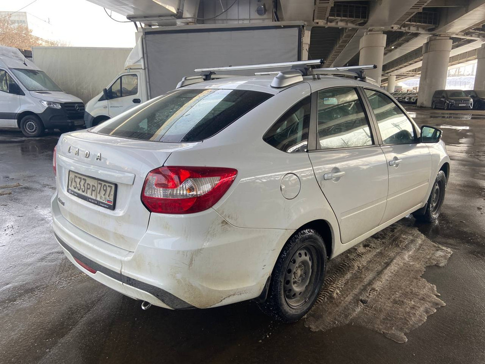 LADA GRANTA Лифтбек Comfort 24 1.6 90 hp 5MT