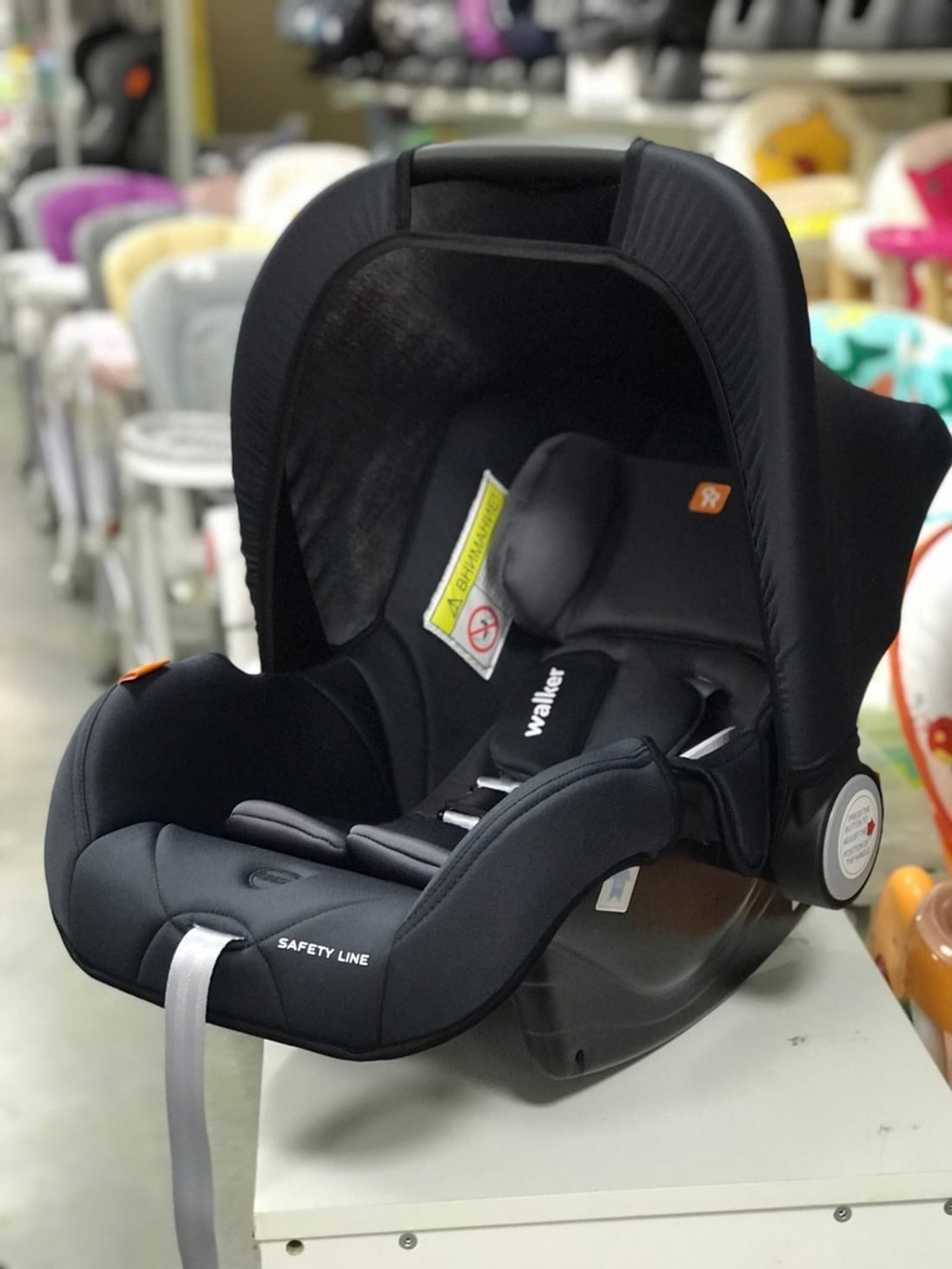 Автокресло Rant LB-327 "Walker" Safety Line (Lunar Black) группа 0+ (0-13 кг)