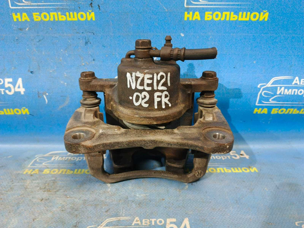 Суппорт тормозной передний правый TOYOTA FIELDER 2001