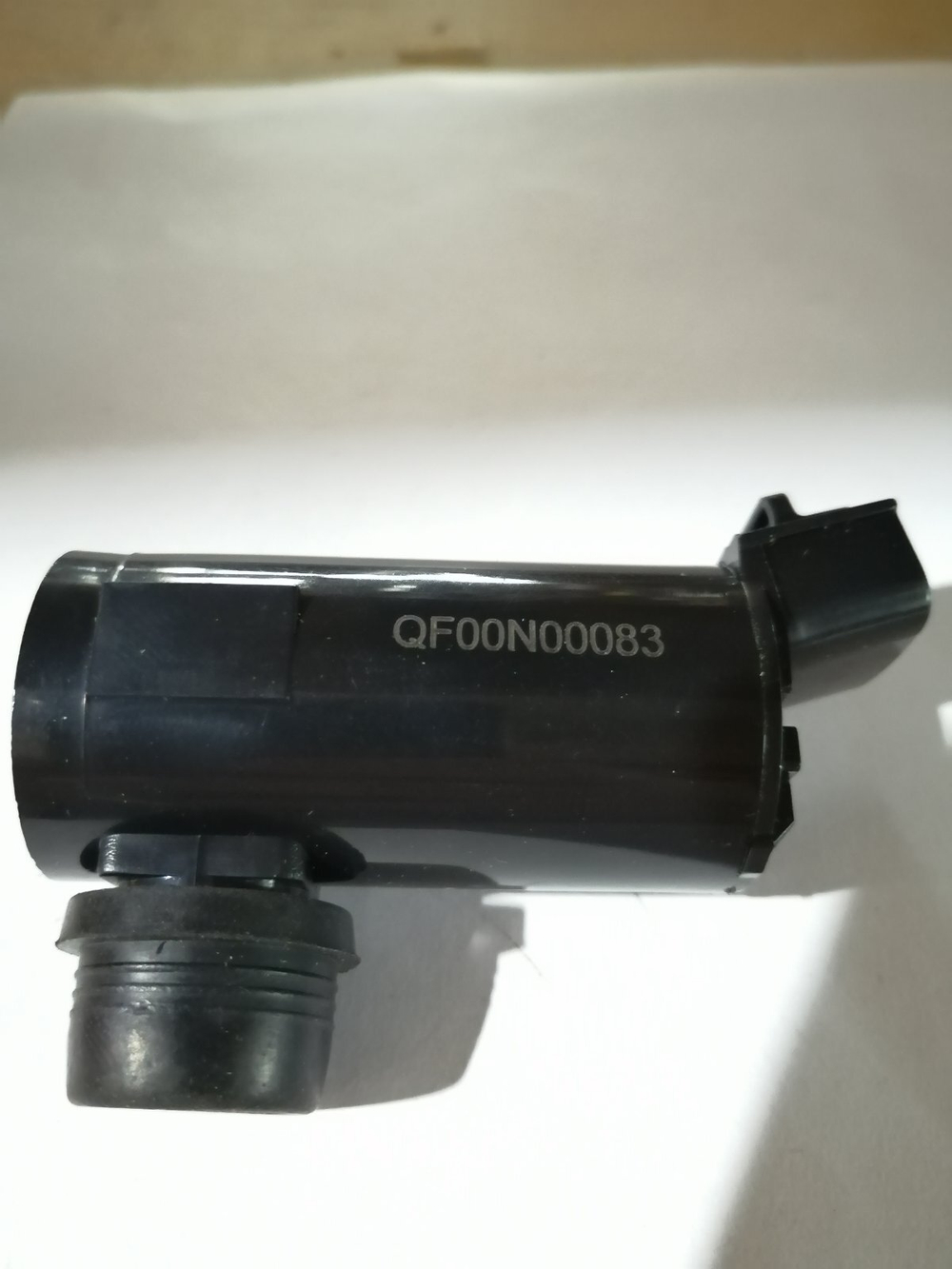 Мотор омывателя QF00N00083