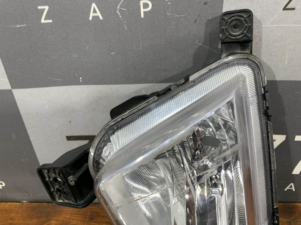 ПТФ передняя левая Hyundai Creta 1 (GS) 16-21 Б/У Оригинал 92201M0000