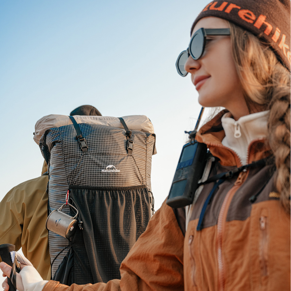 Походный рюкзак Naturehike серии Rock 2.0-upgrade 60л, белый (CNK2550XB018)
