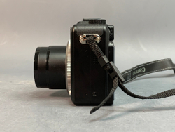 Canon PowerShot G7 полосы на экране.