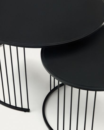 2 столика Hadar из закаленного стекла и металла с матовой черной отделкой, 75см / 45см Испания