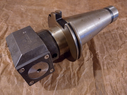 Патрон расточной с микрометрической подачей конус 7:24 50/ф3-45/230/ф10 исполнение 3 191.151.131