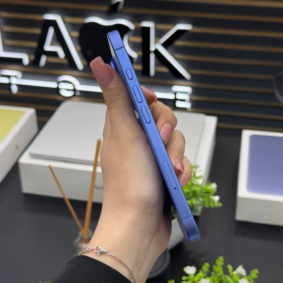Б/У Телефон Apple IPhone 16 128Gb Ultramarine 89% (JD6LWFV7CX)