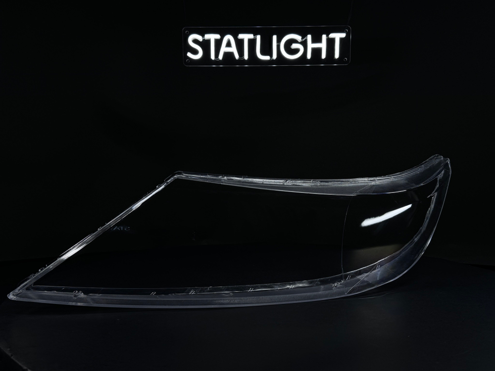 Левое стекло фары KIA Sorento 2 2009-2012