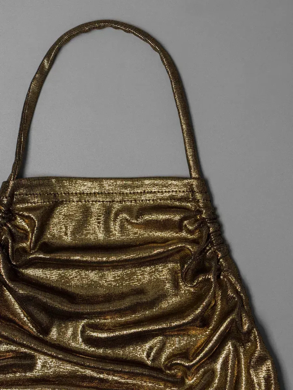 Летний топ для девочки на завязках