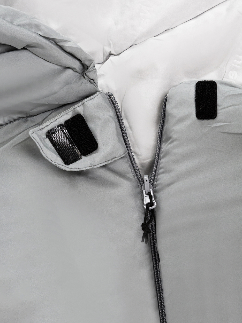 Спальный мешок Naturehike M300 с капюшоном,молния справа, серый (CNK2350WS023)