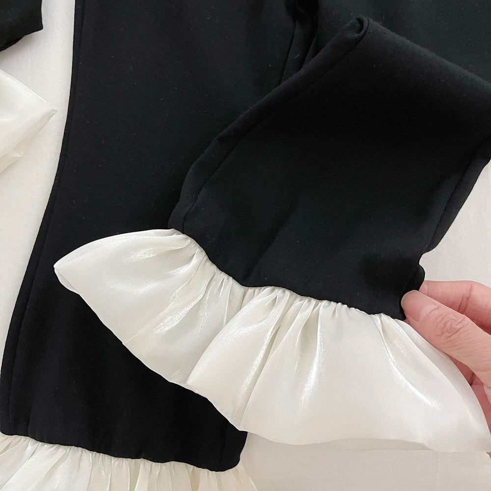 Нарядный костюм для девочки