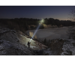 Тактический фонарь Armytek Predator F01604C (1130 люмен)