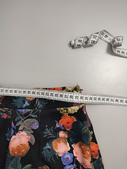 Юбка Kira Plastinina с цветами 44 размер