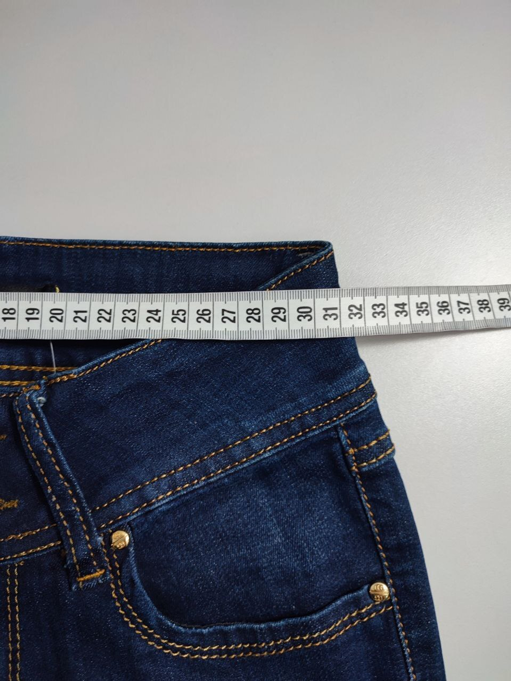 Джинсы Covergirl на каждый день 42 размер, новые