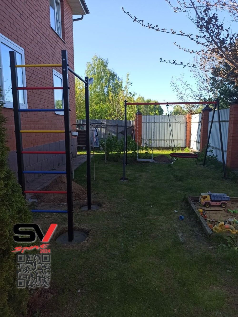 Монтаж уличной шведской стенки Sv Sport (3 вертикальных столба)