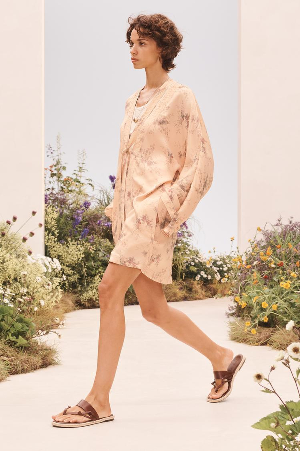 ZARA КОРОТКОЕ ПЛАТЬЕ ИЗ 100% ЛИОЦЕЛЛА, С ПРИНТОМ