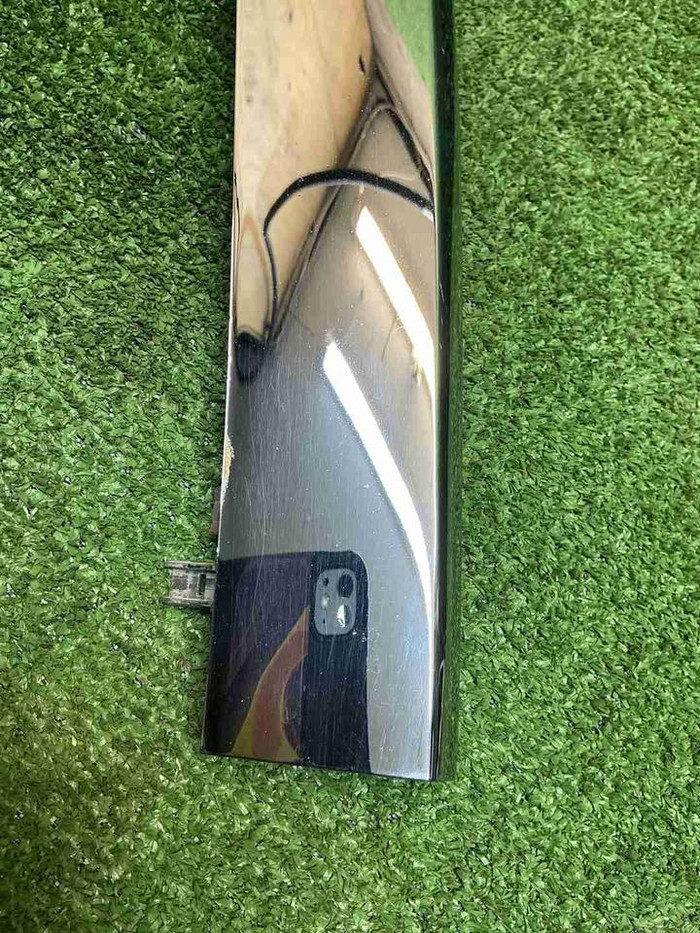 Молдинг решетки радиатора левый Mazda 6 GJ (18-24)