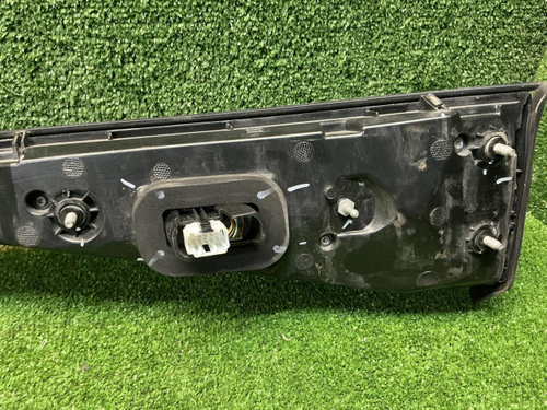 Фонарь багажника Chery Tiggo 8 Pro Max (23-нв)