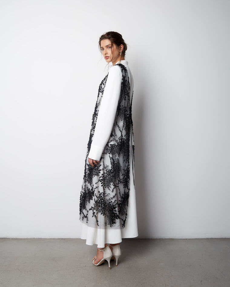 Топ-украшение из бусин и пайеток черный