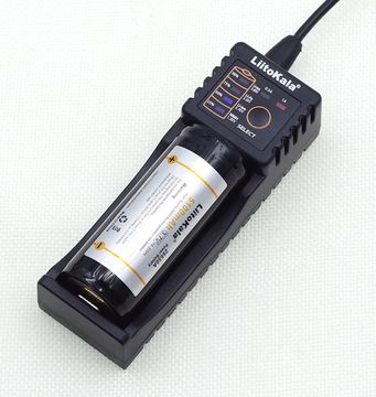 Зарядное устройство LiitoKala Lii-100 универсальное